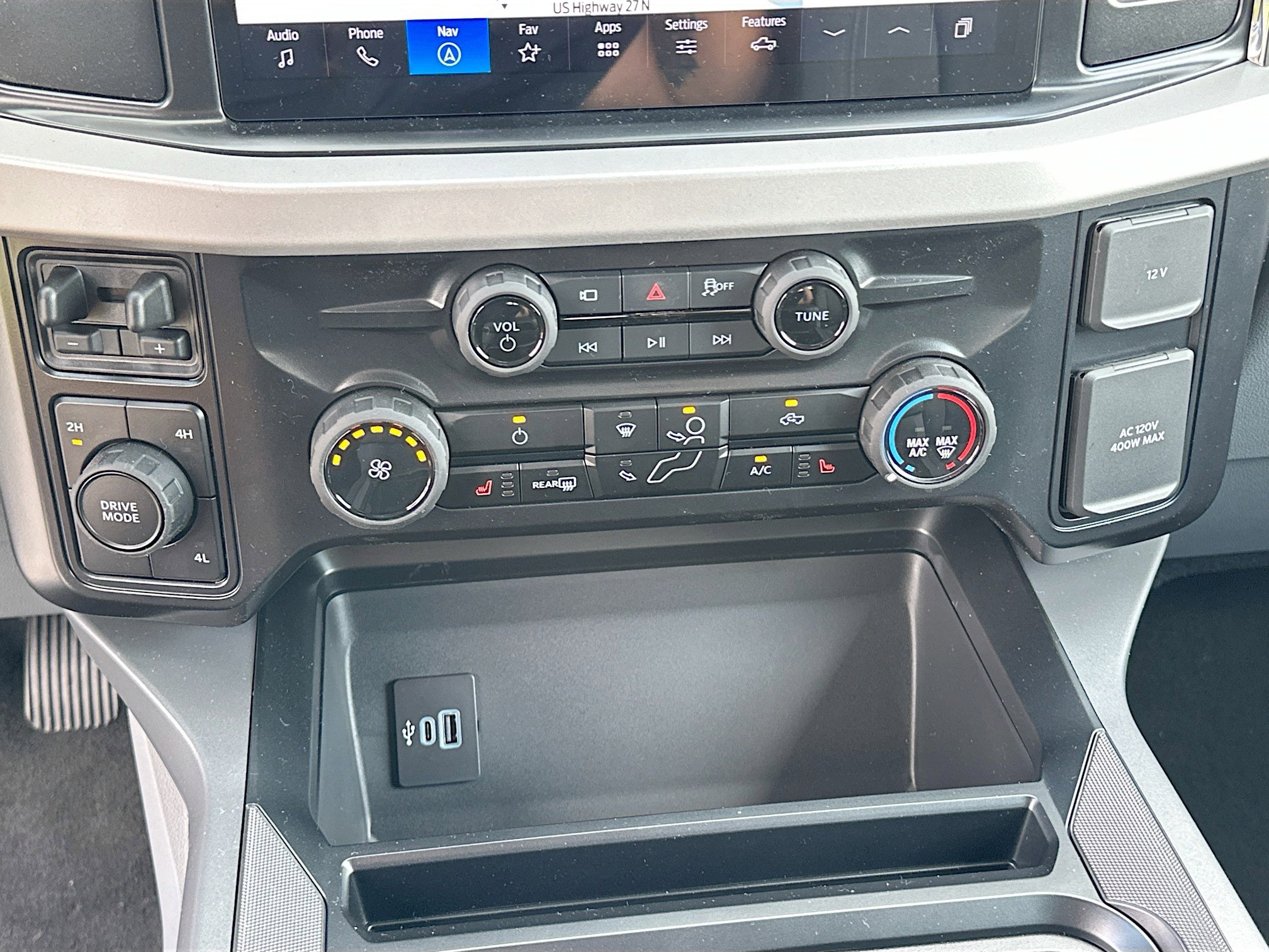 New 2026 Ford F350 XLT w/ XLT Premium Package image 11