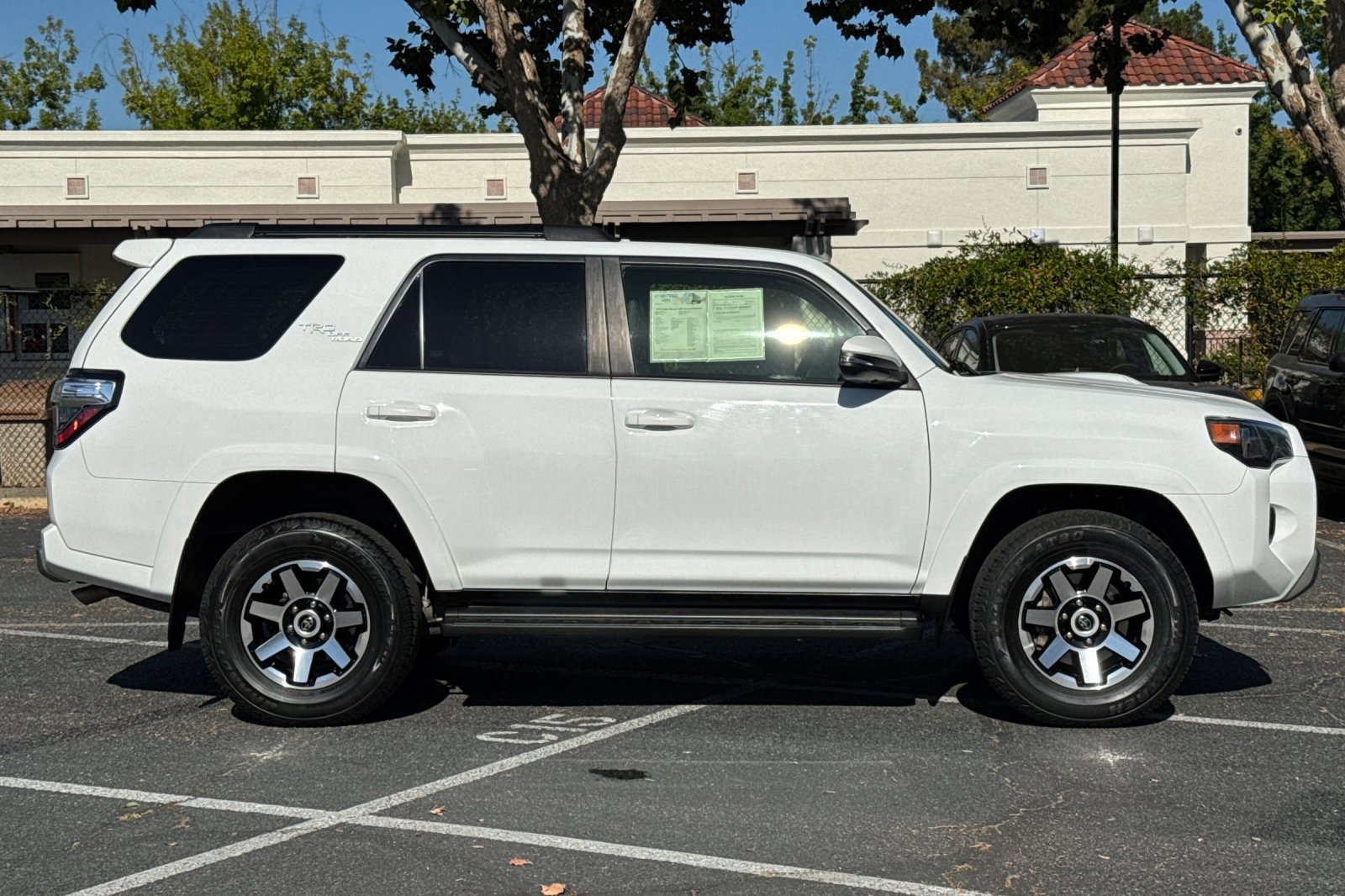 Used 2024 Toyota 4Runner TRD Off-Road Premium image 3