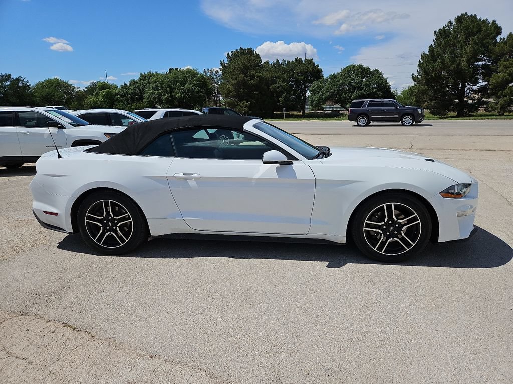 Used 2020 Ford Mustang Premium RWD image 12