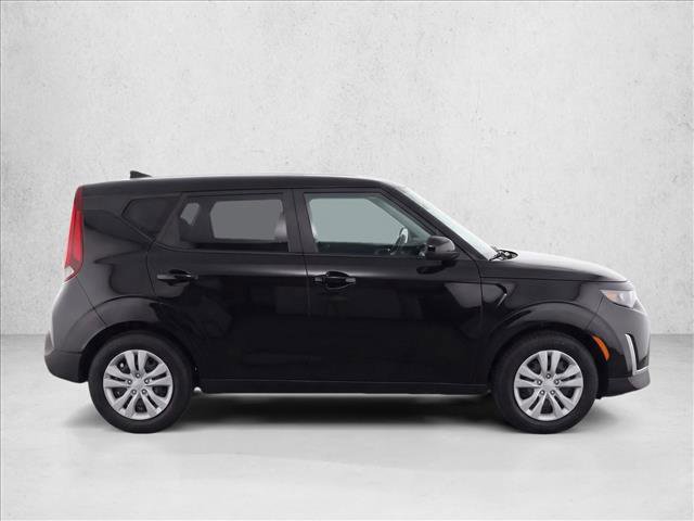 Used 2023 Kia Soul LX image 8