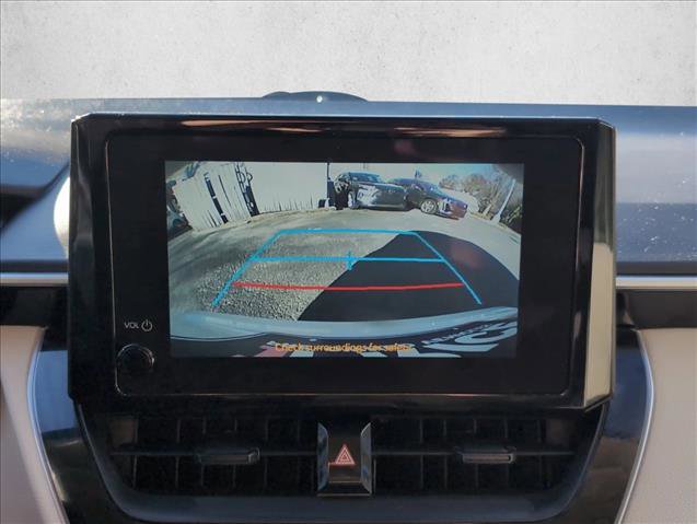 Used 2025 Toyota Corolla LE image 12