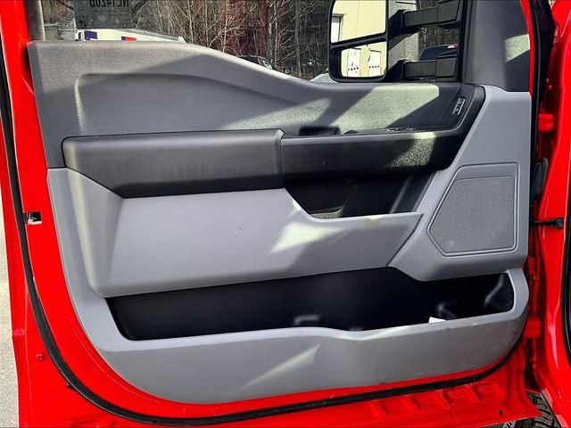 Used 2024 Ford F250 XL w/ XL Chrome Package image 18