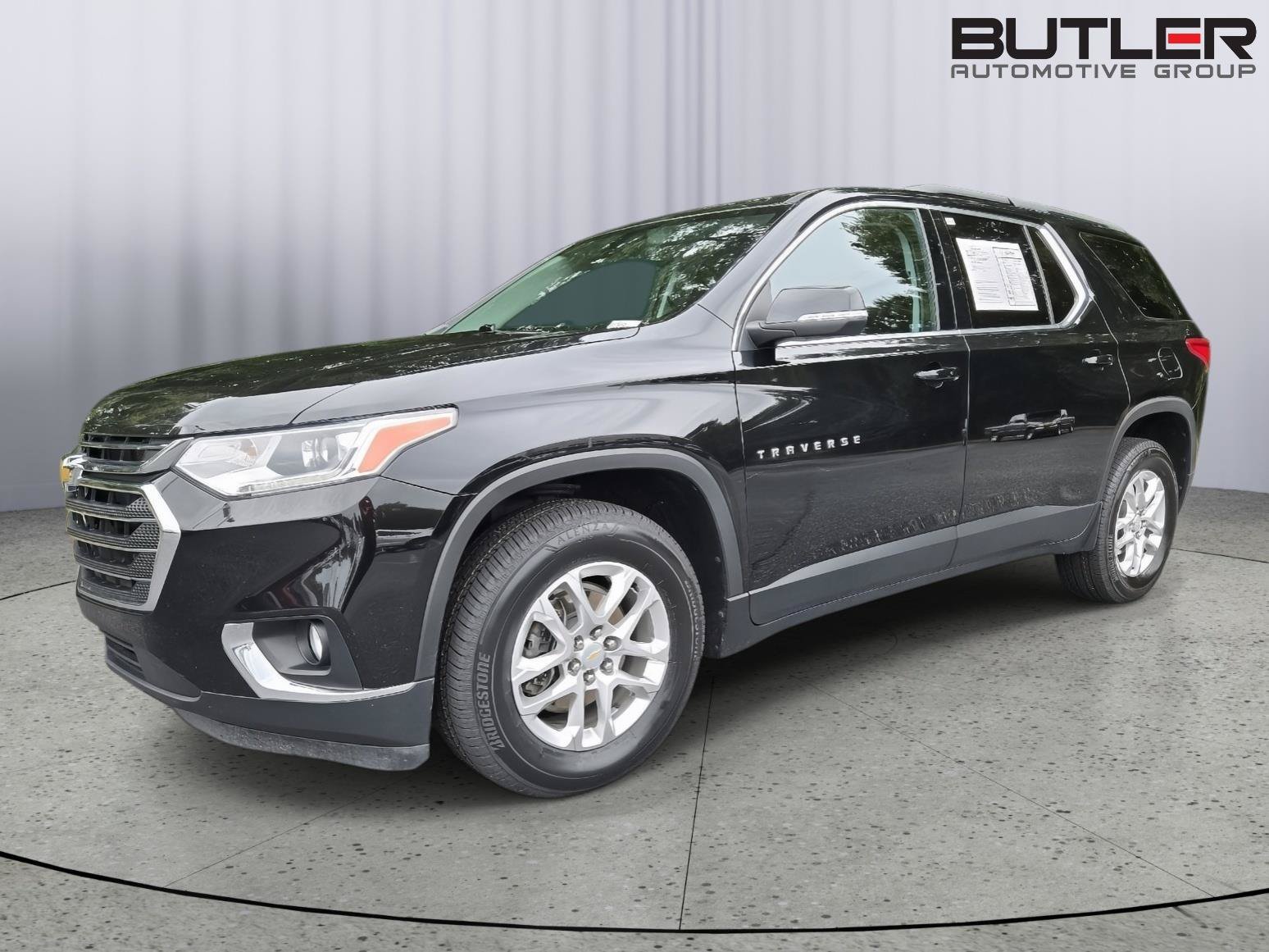 Used 2021 Chevrolet Traverse LT AWD/4WD image 1