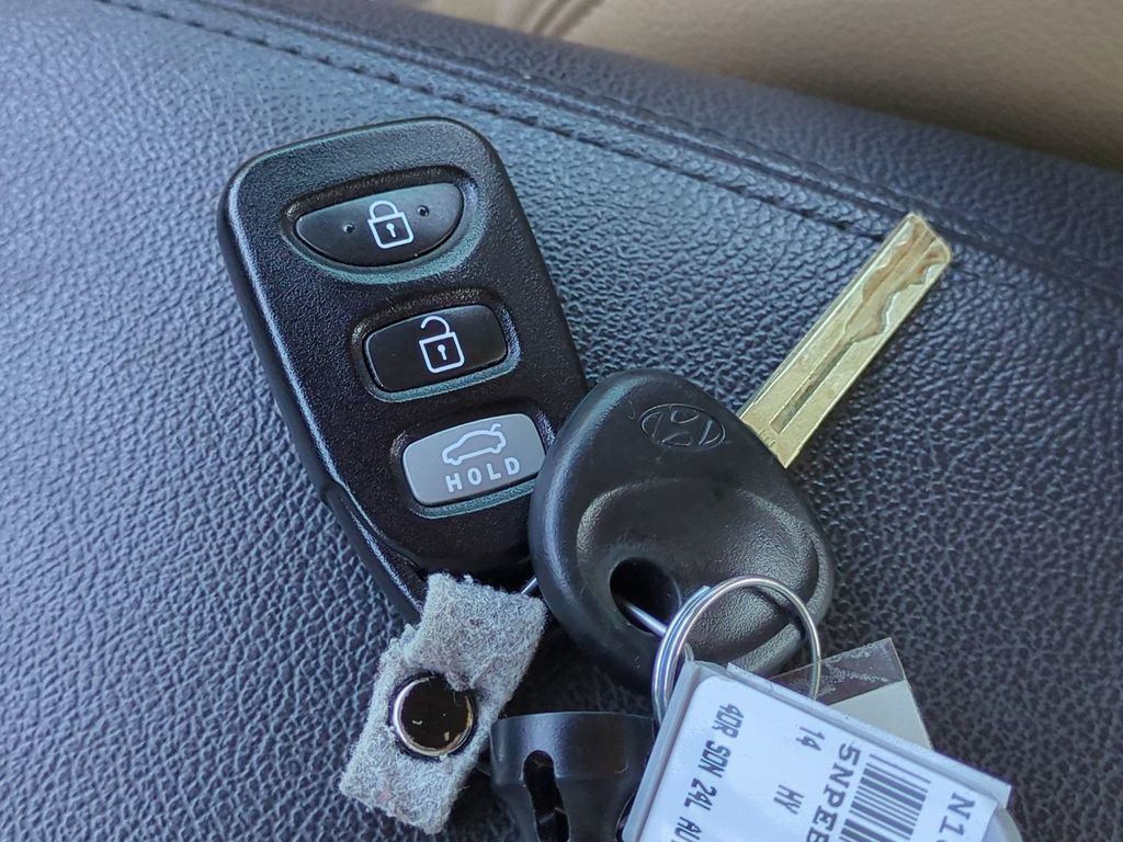 Used 2014 Hyundai Sonata GLS w/ Popular Equipment Group 2 FWD image 25