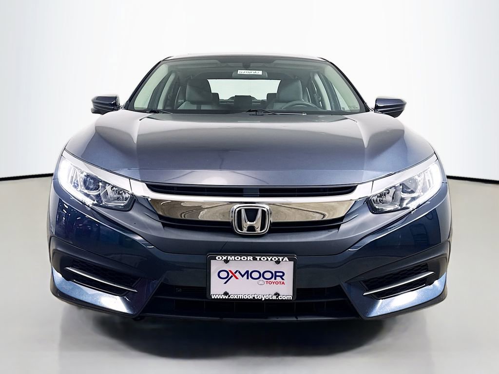 Used 2018 Honda Civic EX image 2
