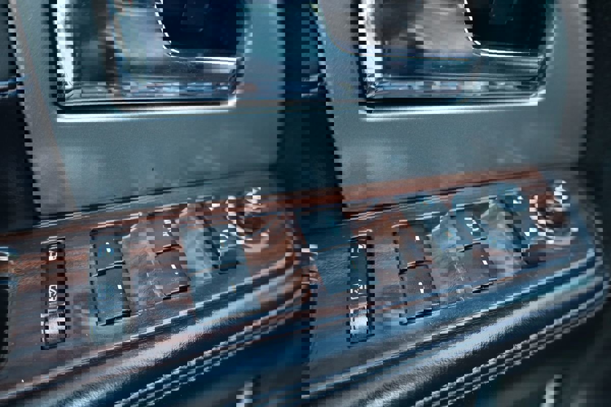 Used 2017 Ford Expedition Platinum image 11