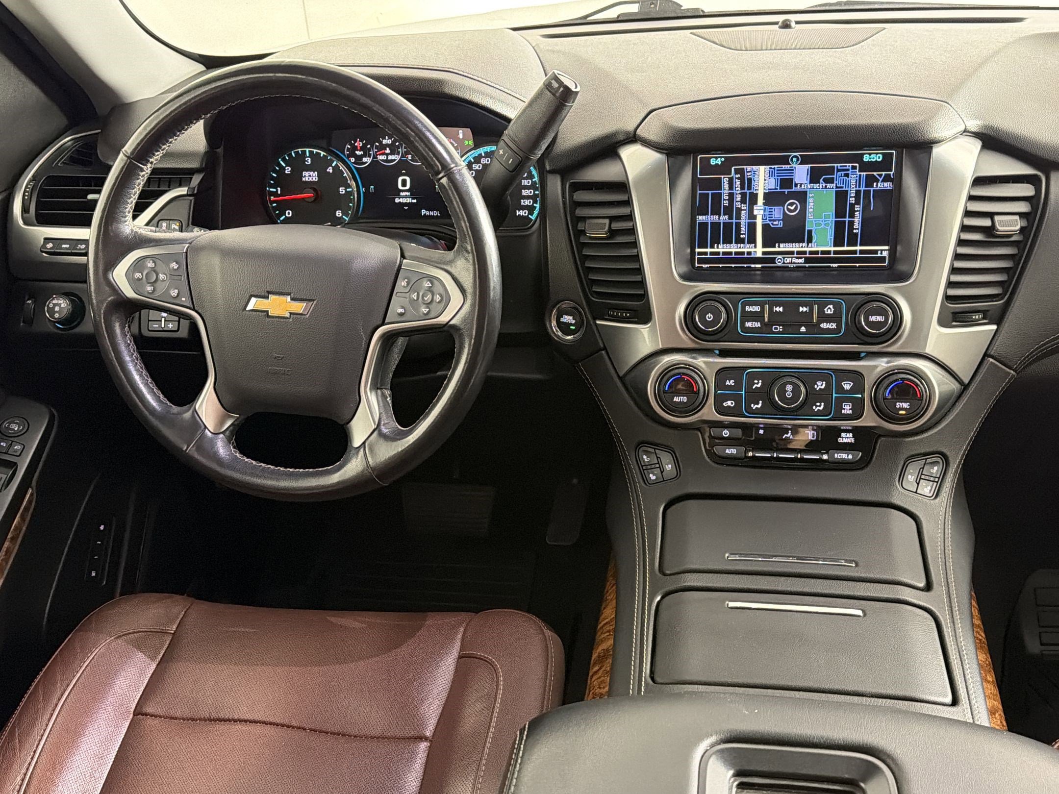 Used 2019 Chevrolet Suburban Premier w/ Premier Plus Edition AWD/4WD image 28