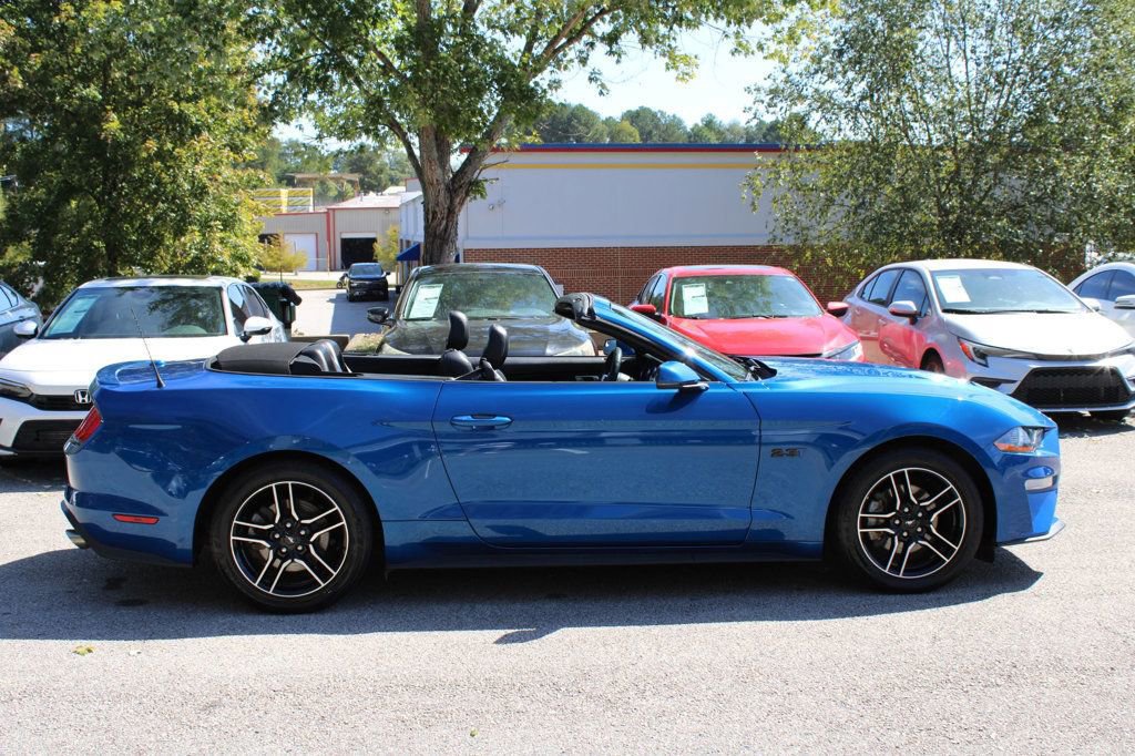 Used 2018 Ford Mustang Premium image 15