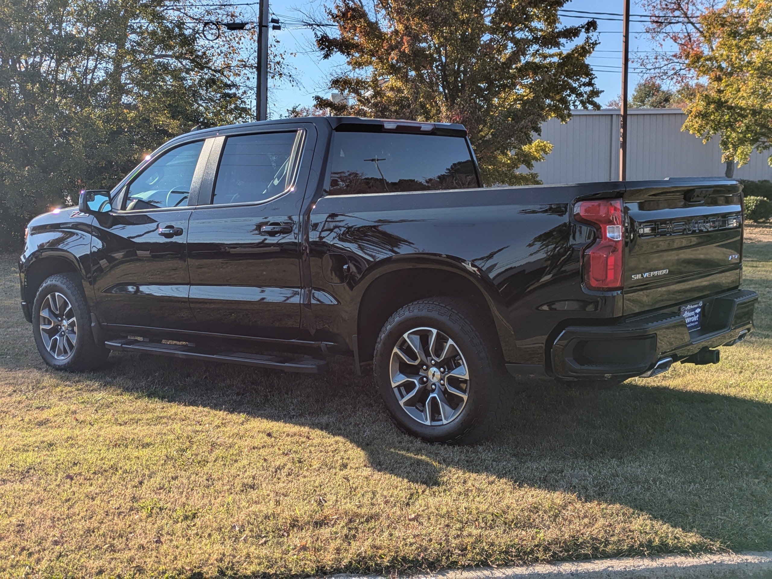 Used 2025 Chevrolet Silverado 1500 RST w/ Z71 Off-Road Package image 6