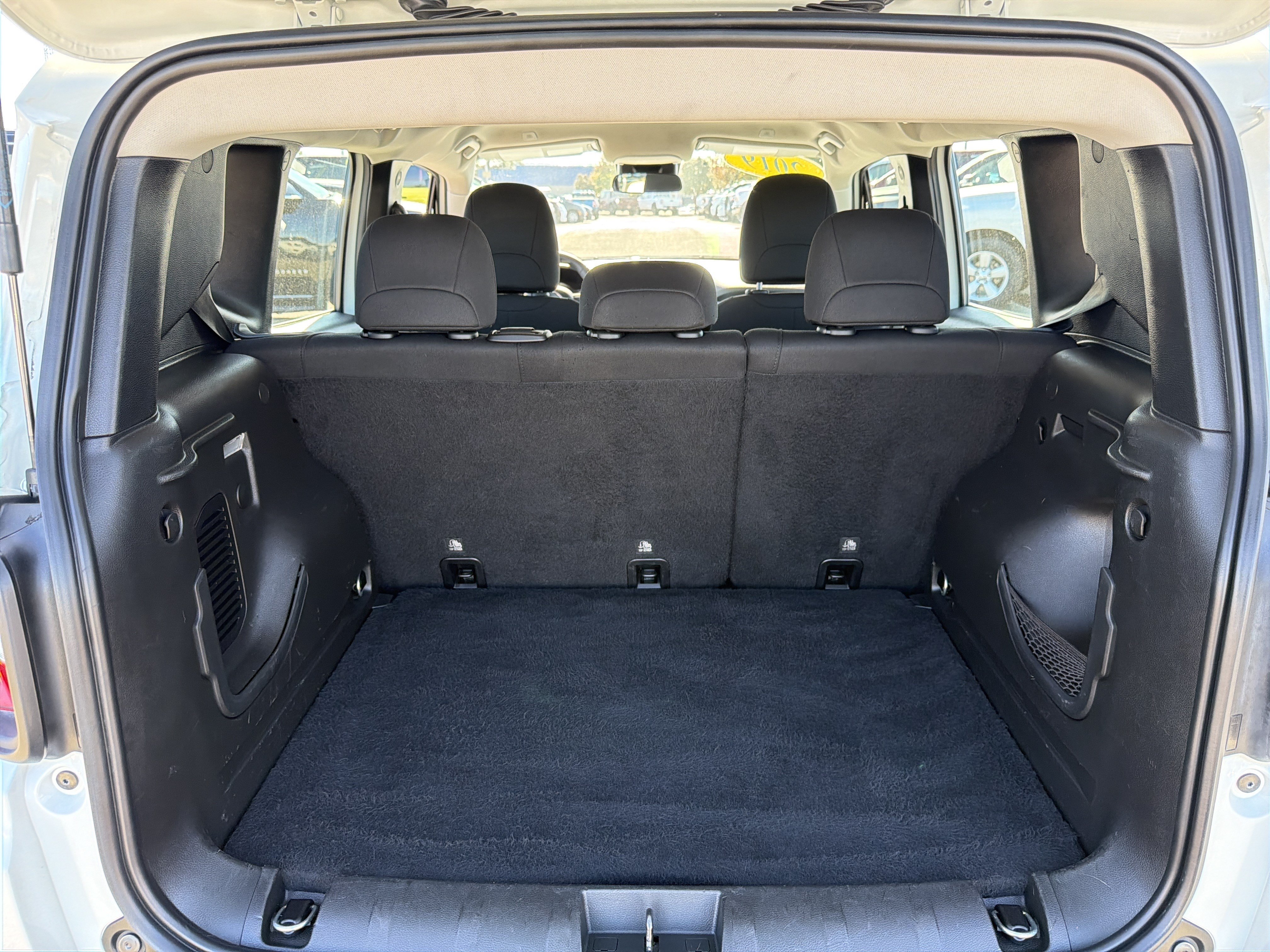 Used 2019 Jeep Renegade Sport w/ UConnect 7.0 Group AWD/4WD image 5