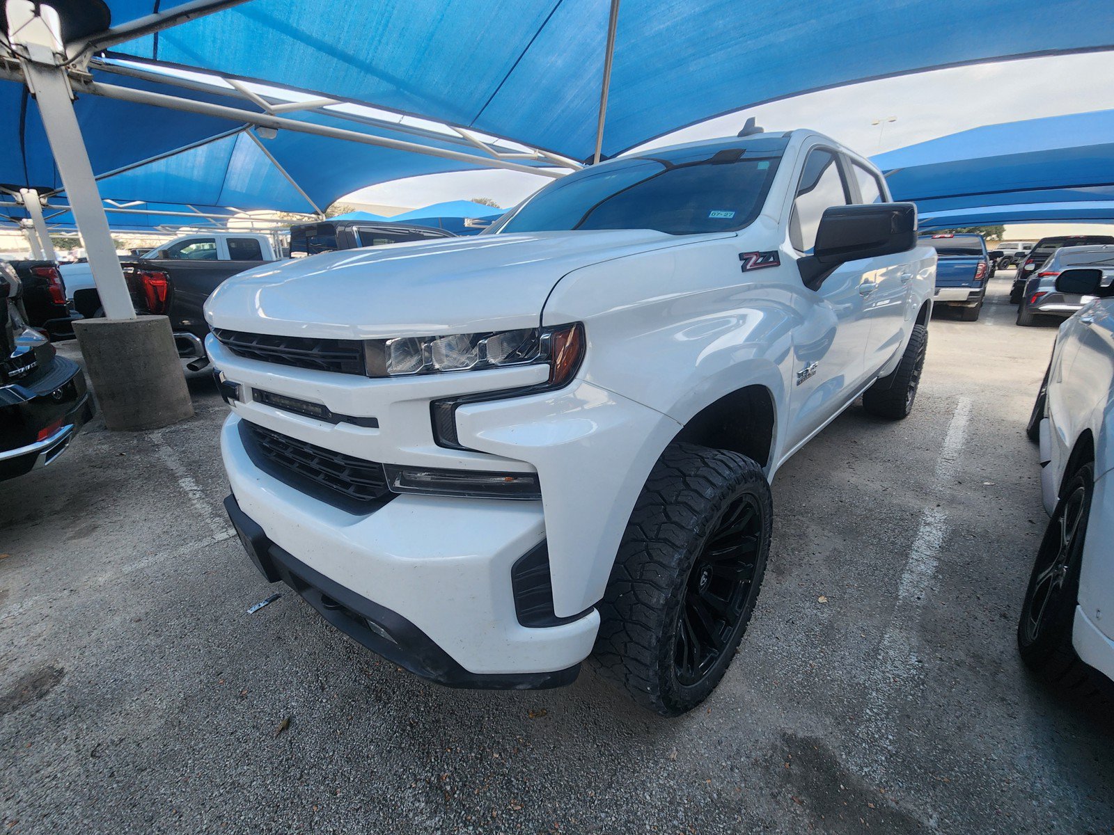 Used 2021 Chevrolet Silverado 1500 RST AWD/4WD image 2
