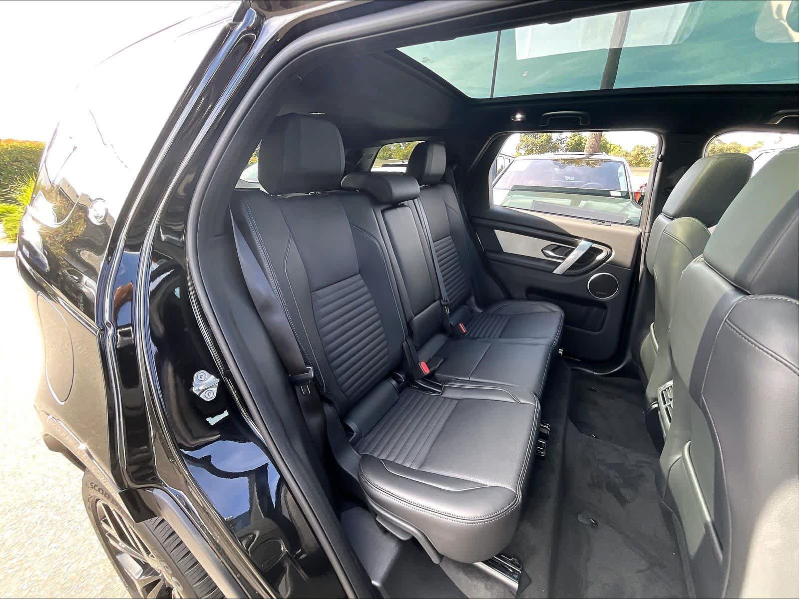 New 2026 Land Rover Discovery Sport Landmark AWD/4WD image 27