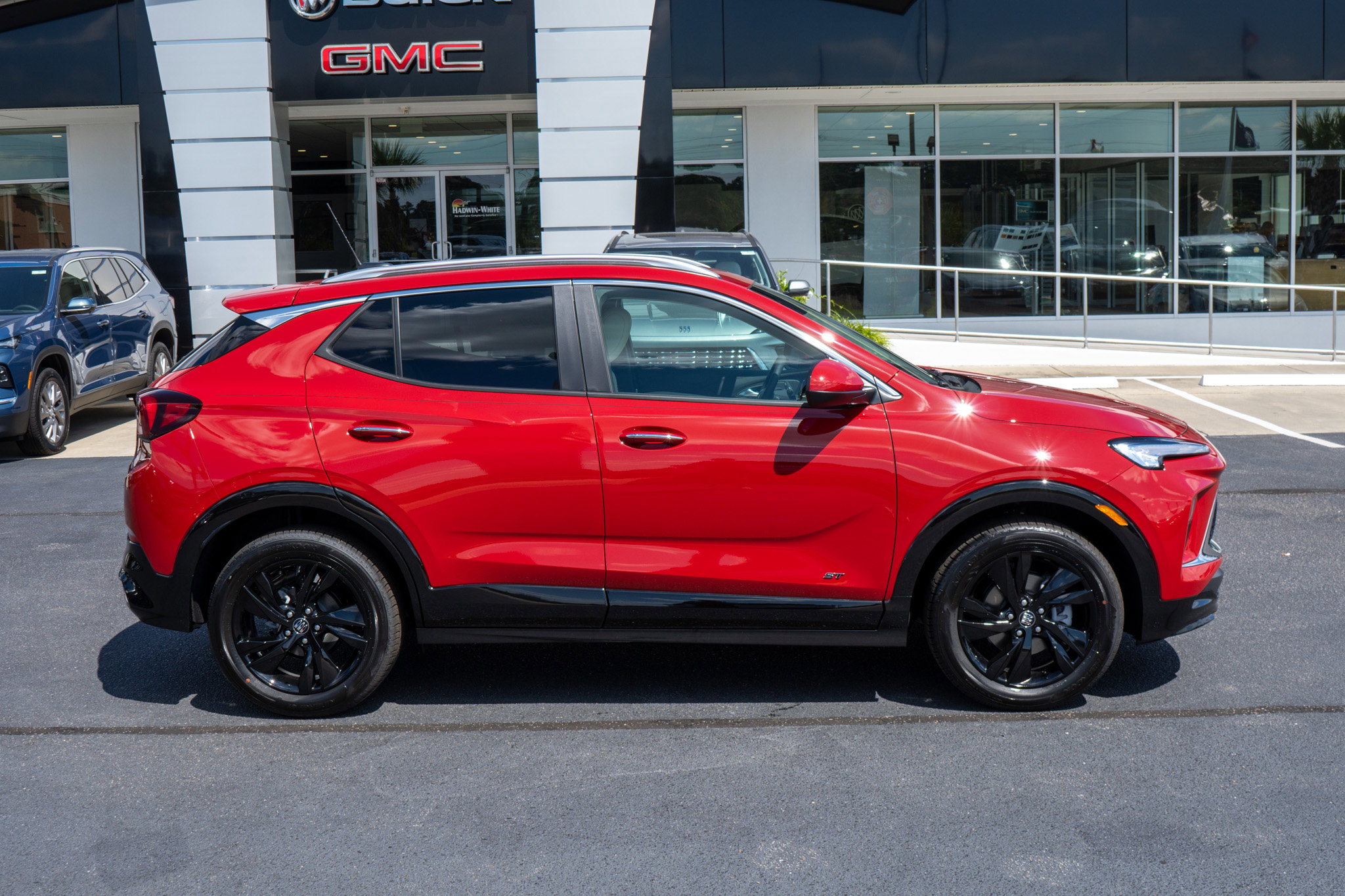 New 2026 Buick Encore GX Sport Touring w/ Comfort Package image 2