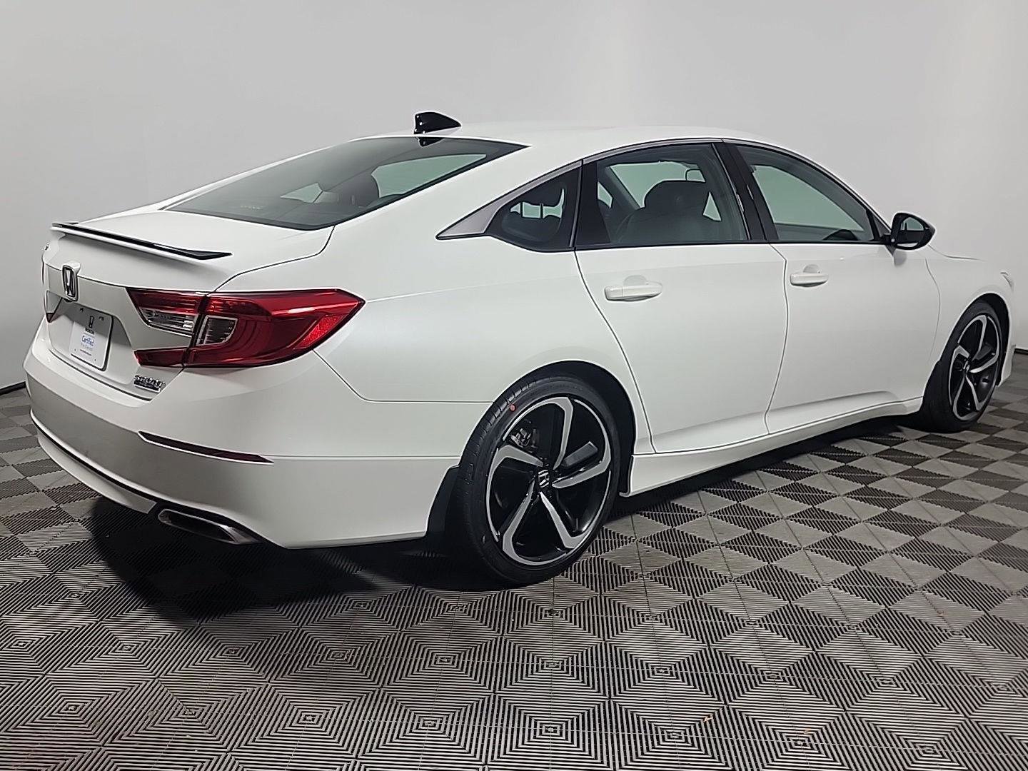 Used 2022 Honda Accord Sport Special Edition image 4