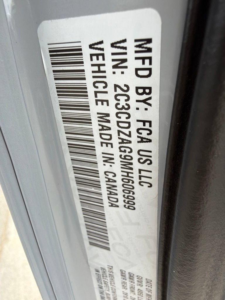 Used 2021 Dodge Challenger SXT RWD image 28