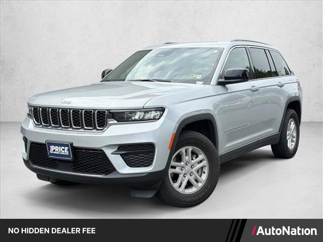 Used 2024 Jeep Grand Cherokee Laredo w/ Luxury Tech Group I AWD/4WD image 1