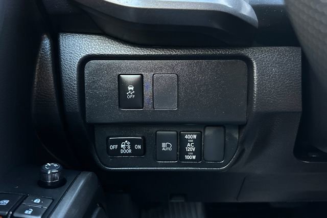Used 2023 Toyota Tacoma TRD Off-Road image 29