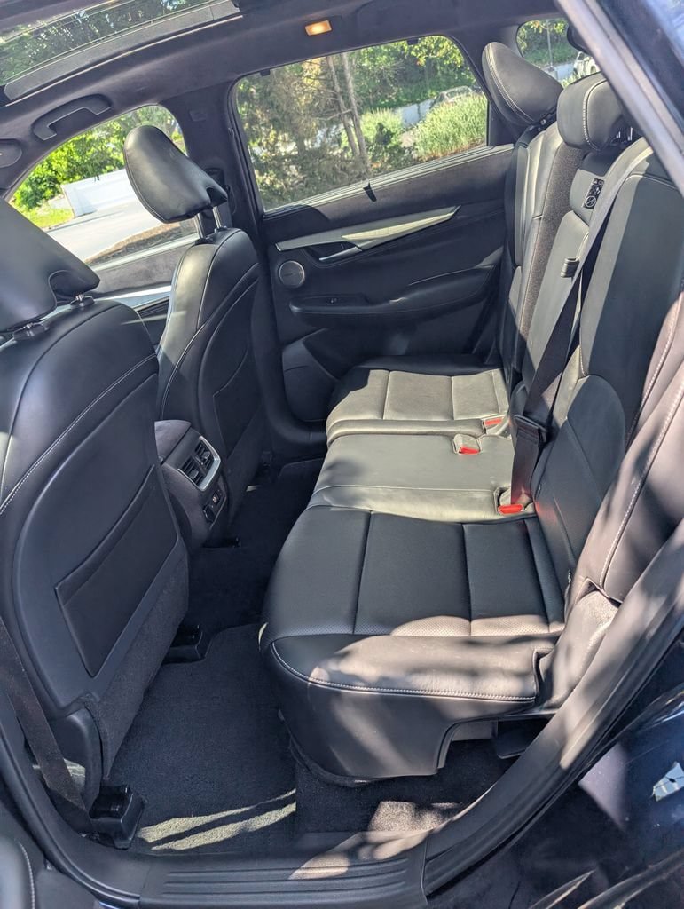 Used 2019 INFINITI QX50 Essential w/ Sensory Package AWD/4WD image 15