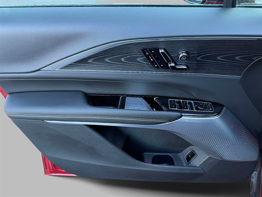 Used 2025 Cadillac Lyriq Luxury w/ LPO, Floor Liner Package image 20