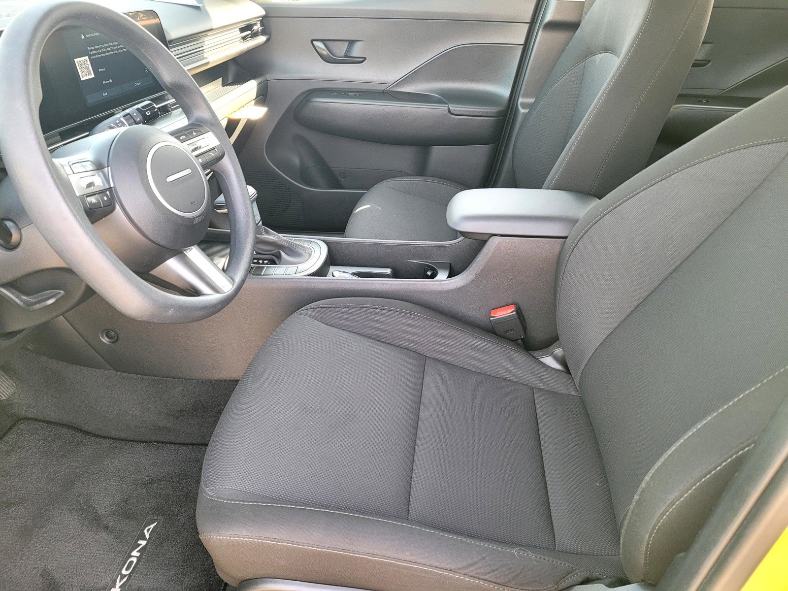 Used 2025 Hyundai Kona SE image 15