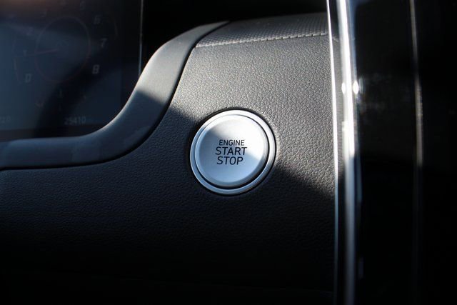 Used 2024 Hyundai Santa Cruz Night image 19