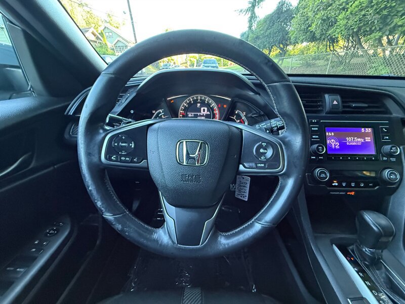 Used 2017 Honda Civic Sport image 18