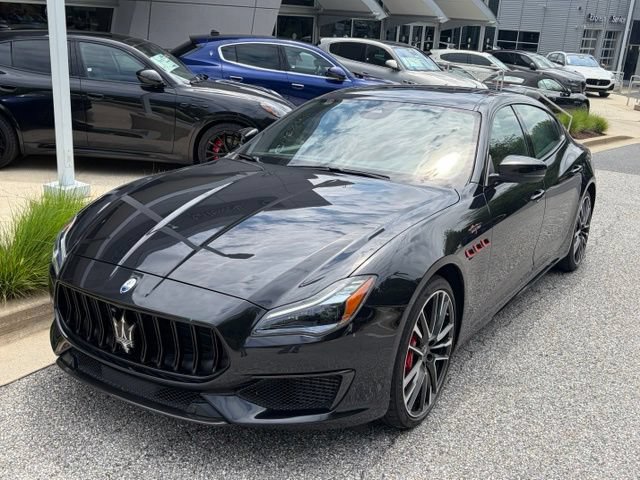 Used 2022 Maserati Quattroporte Trofeo RWD image 2