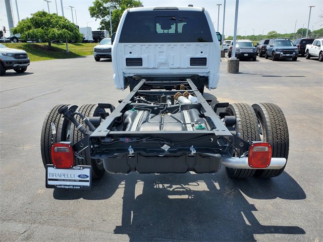 New 2025 Ford F450 XL w/ XL Chrome Package image 7
