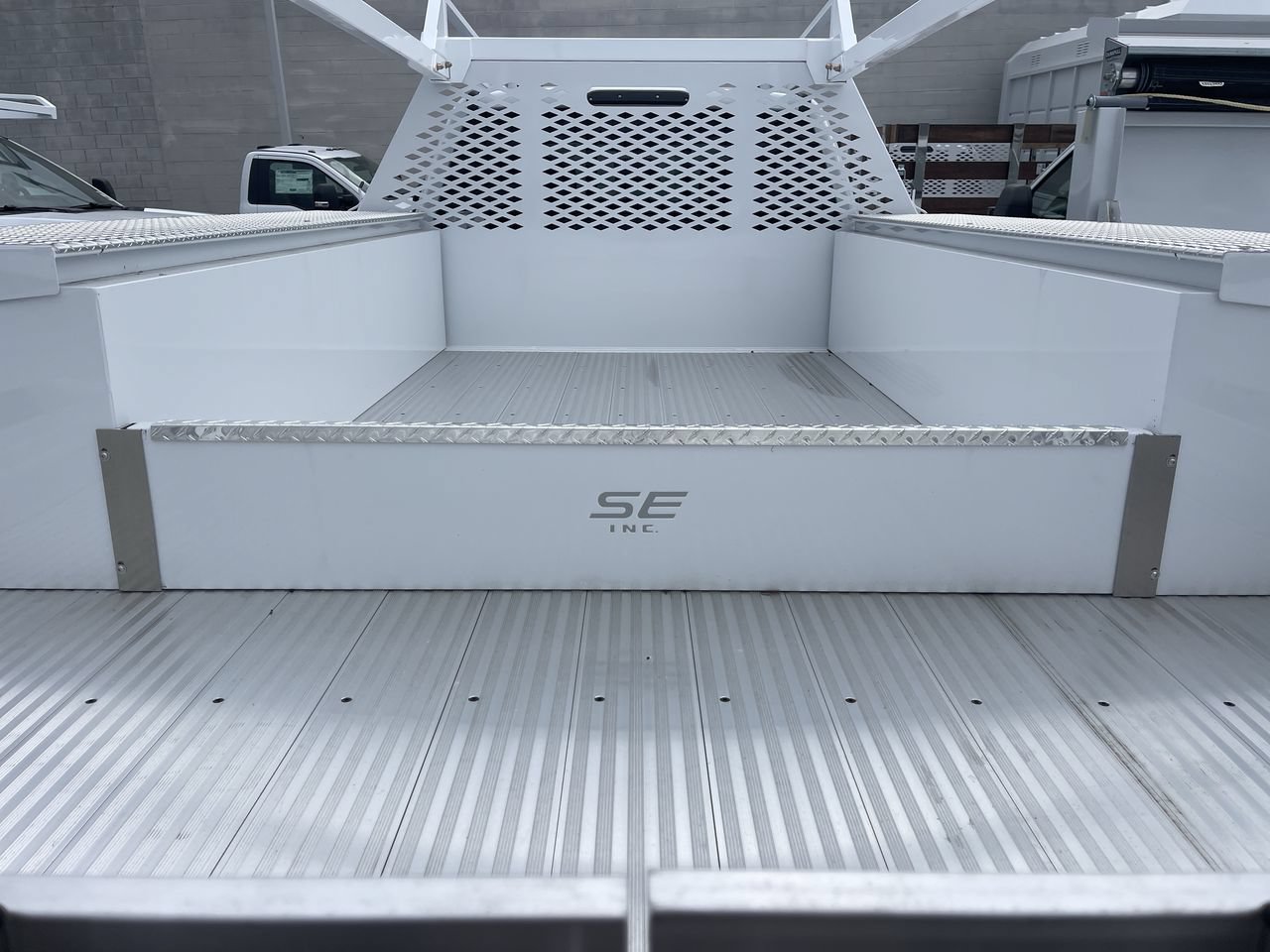 New 2026 Ford F550 2WD Crew Cab Super Duty image 27