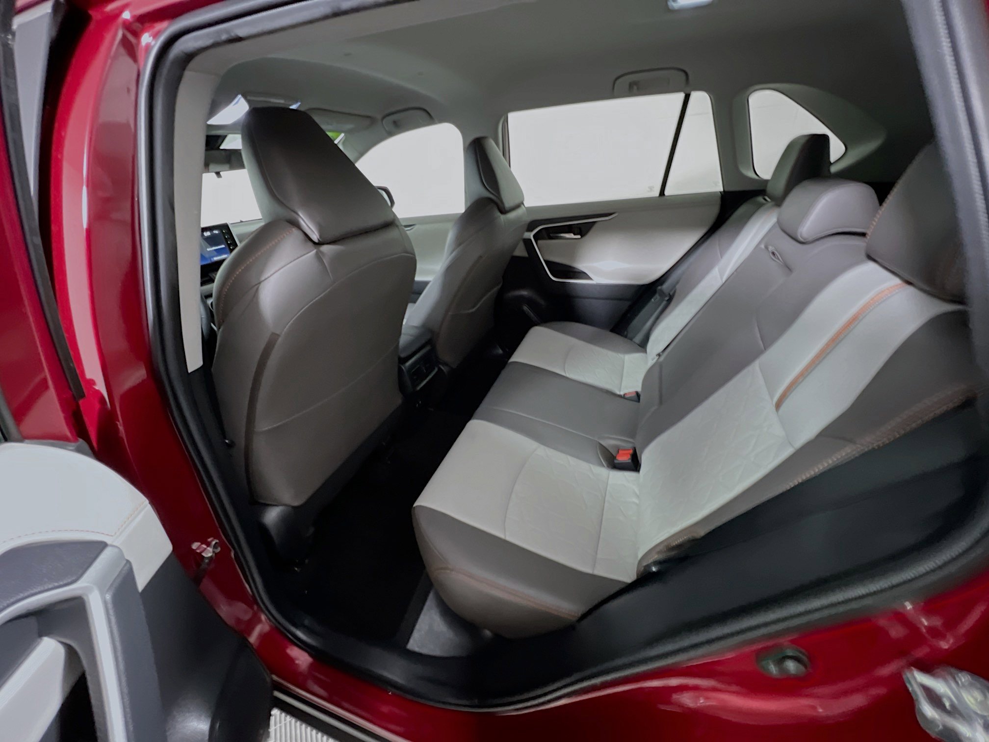 Used 2020 Toyota RAV4 Adventure AWD/4WD image 29