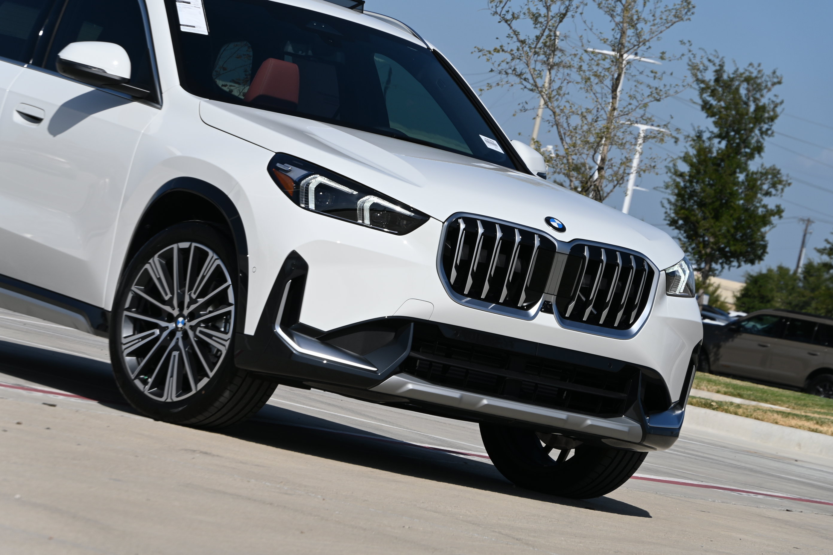 New 2027 BMW X1 xDrive28i AWD/4WD image 32