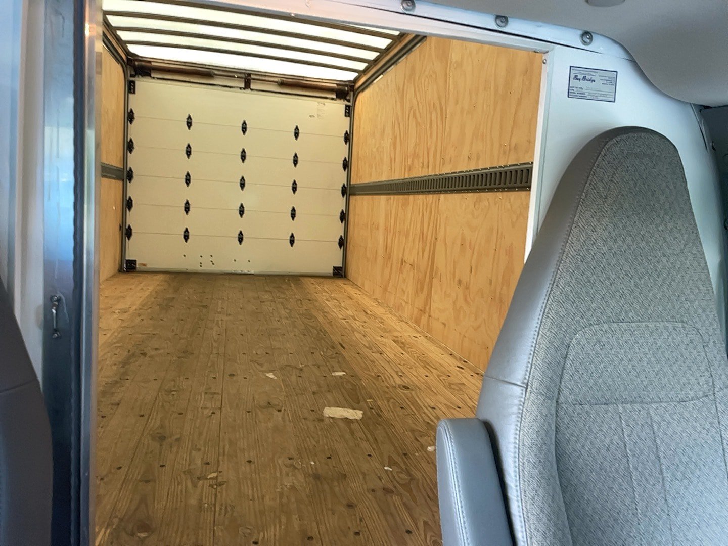 Used 2023 GMC Savana 4500 w/ Power Convenience Package RWD image 9