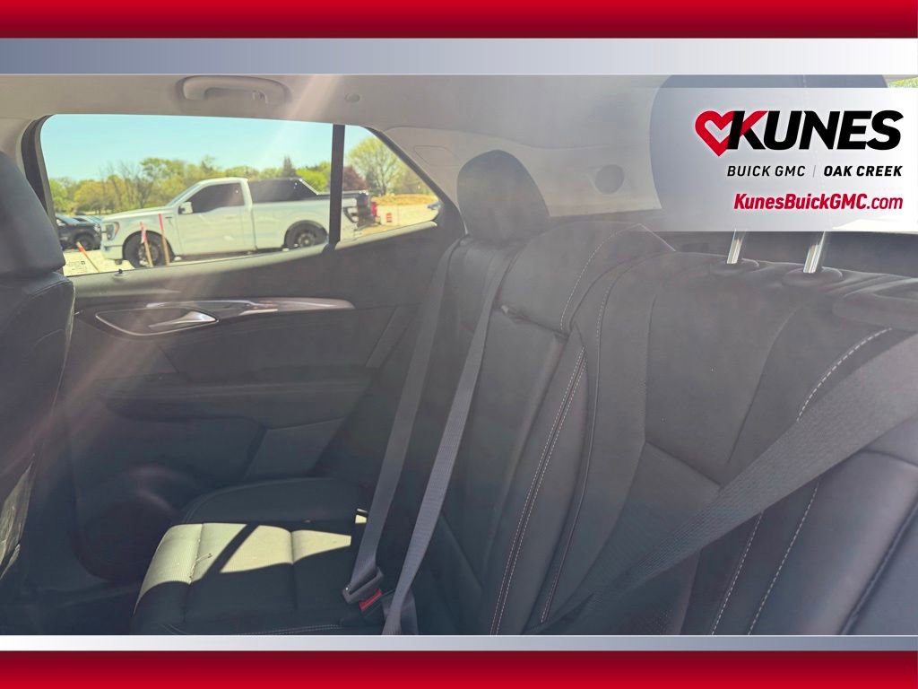Used 2024 Buick Envision Preferred AWD/4WD image 8