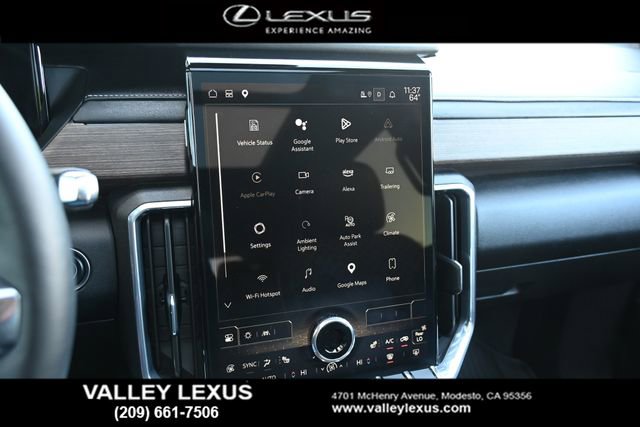 Used 2024 GMC Acadia Denali w/ Super Cruise Package image 17