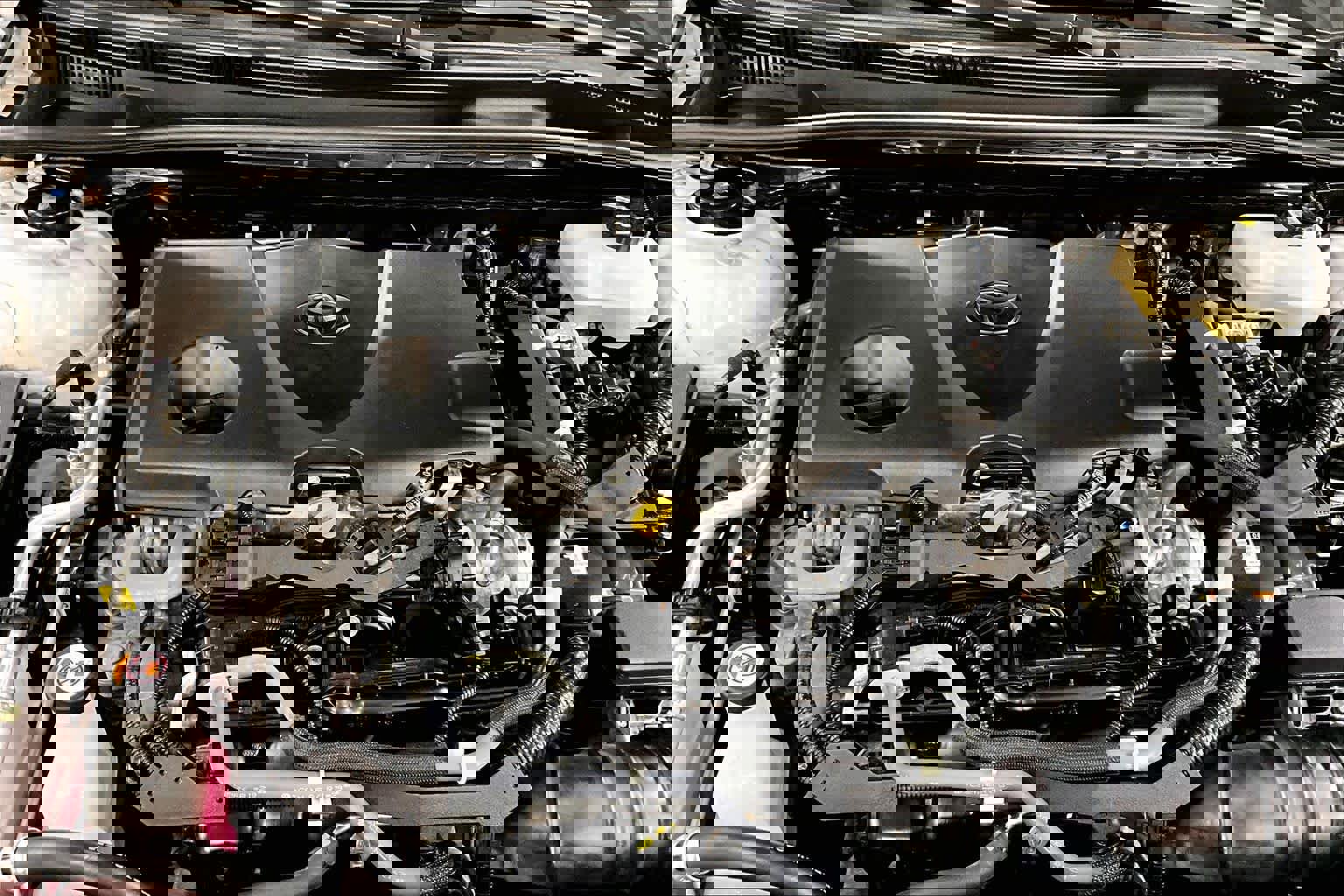 Used 2022 Toyota Camry XSE w/ Navigation Upgrade Package image 33