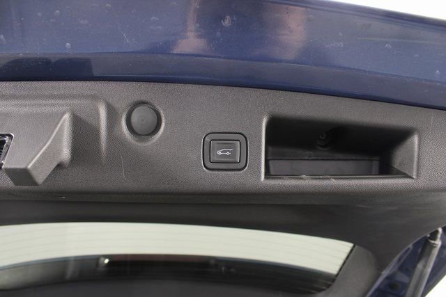 Used 2024 Chevrolet Equinox LT w/ LPO, Floor Liner Package image 18