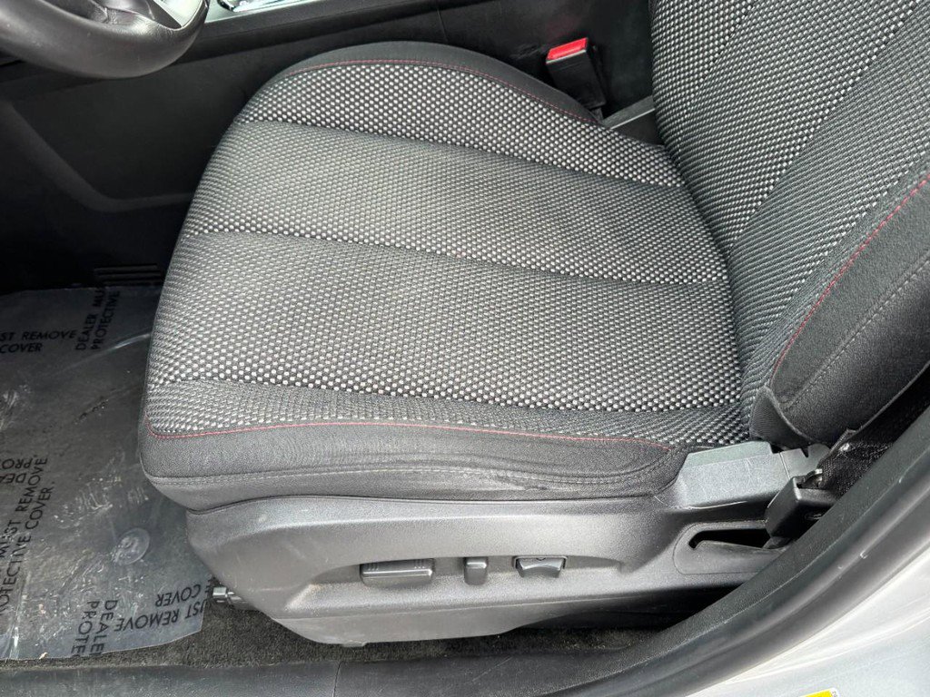 Used 2017 Chevrolet Equinox LT w/ Convenience Package image 22