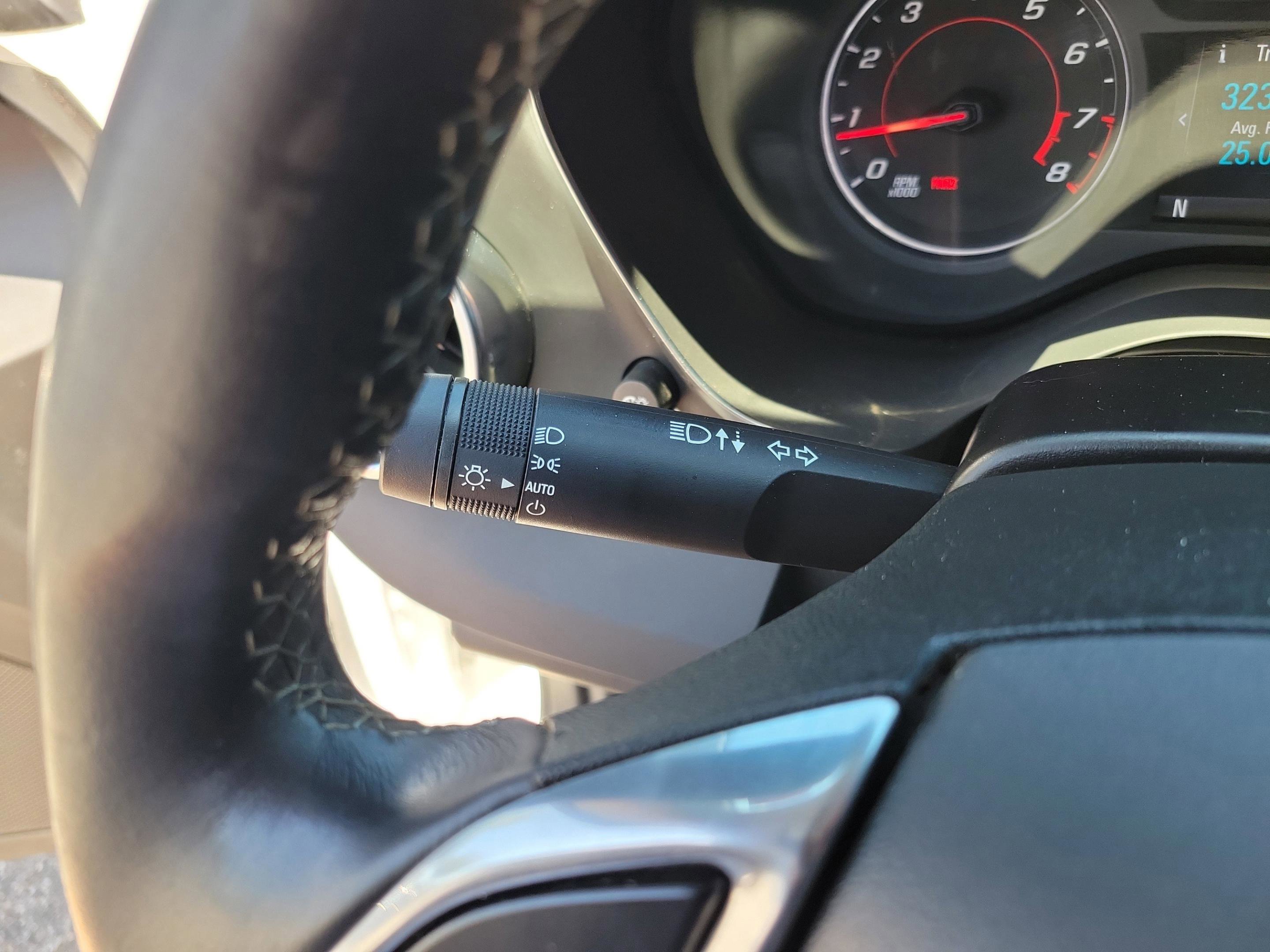 Used 2017 Chevrolet Camaro LT RWD image 15