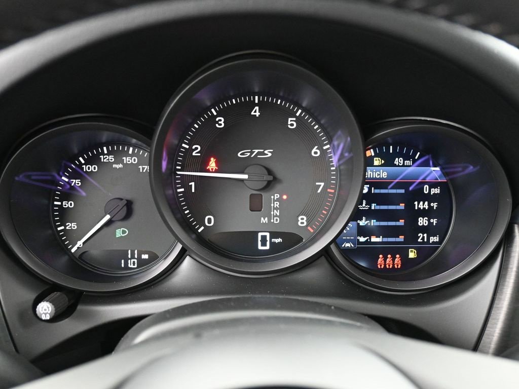 New 2026 Porsche Macan GTS image 18