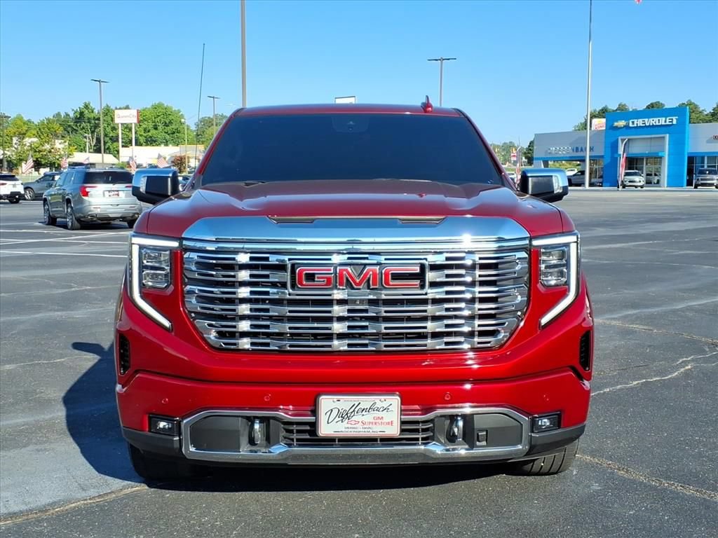 Used 2023 GMC Sierra 1500 Denali w/ Denali Reserve Package AWD/4WD image 2