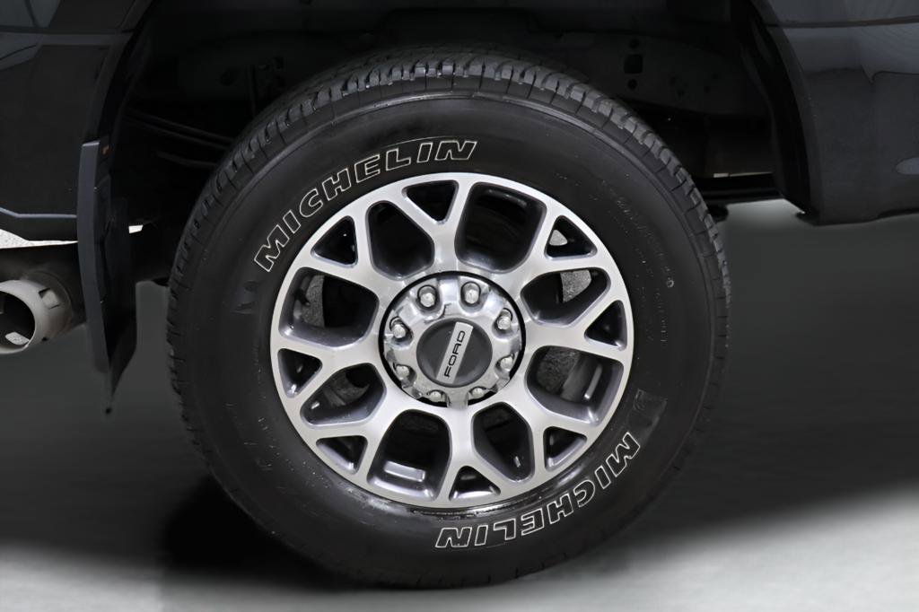 Used 2022 Ford F250 XLT w/ XLT Value Package image 29