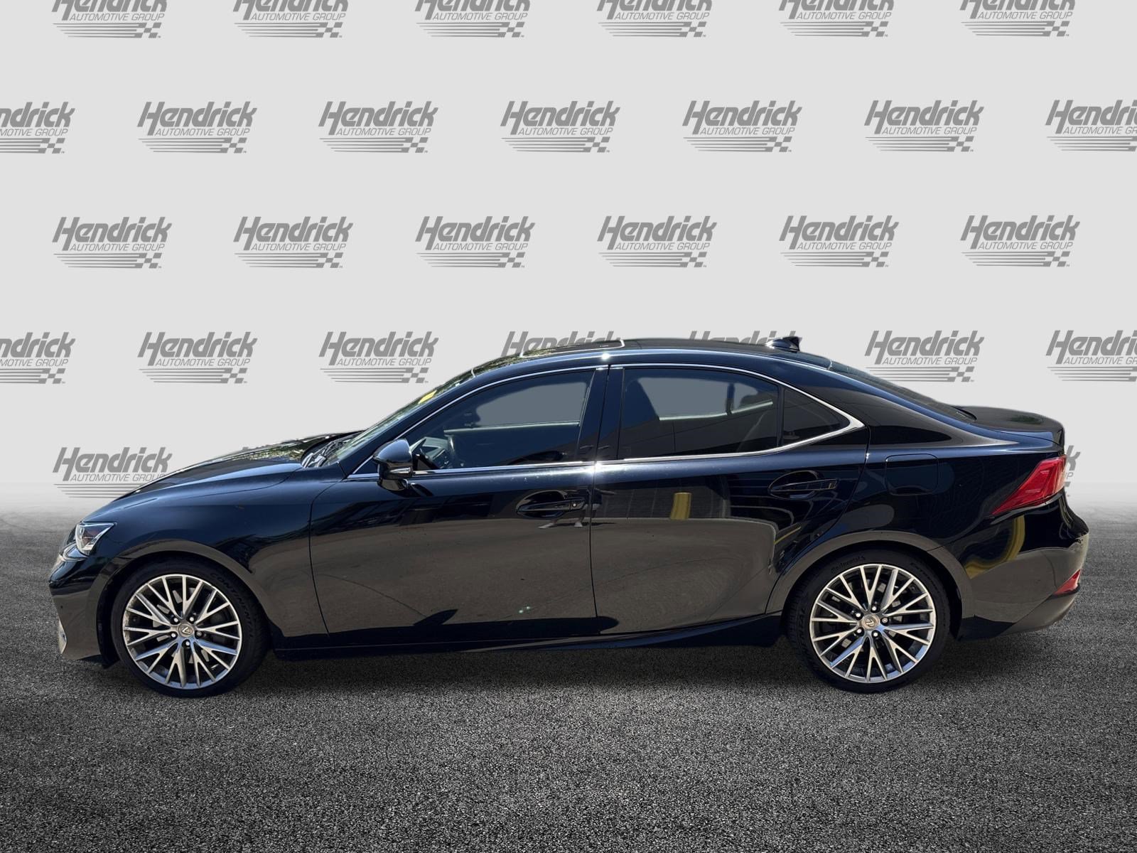 Used 2018 Lexus IS 300 AWD w/ Comfort Package image 7