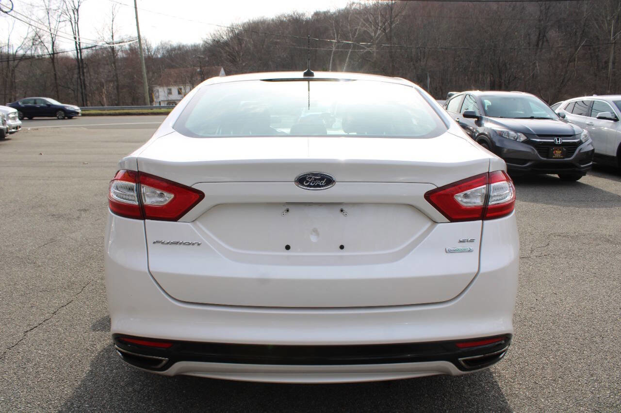 Used 2014 Ford Fusion SE w/ Equipment Group 202A image 9