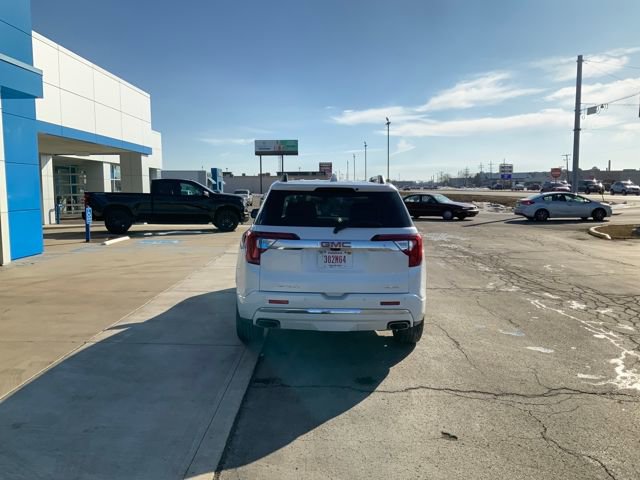 Used 2022 GMC Acadia Denali w/ Denali Ultimate Package AWD/4WD image 8