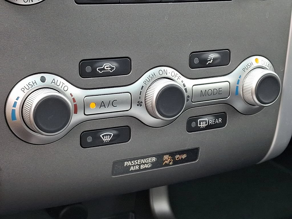 Used 2014 Nissan Murano SL w/ Navigation Package AWD/4WD image 16