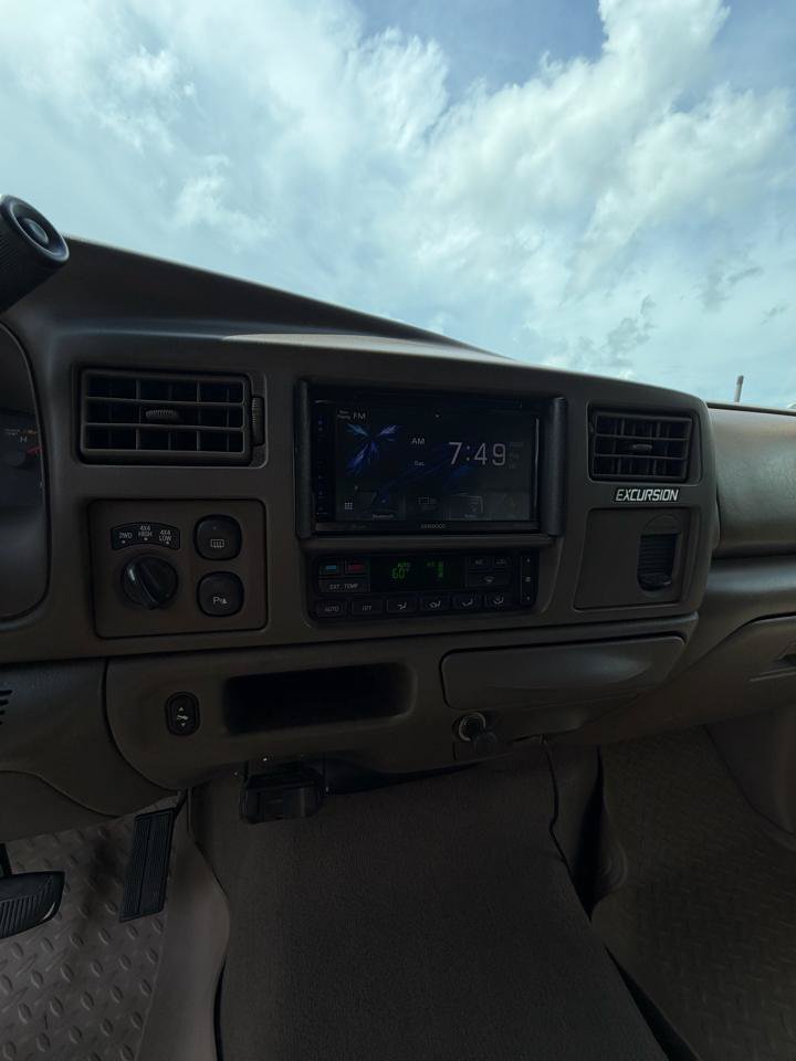Used 2003 Ford Excursion Eddie Bauer AWD/4WD image 21