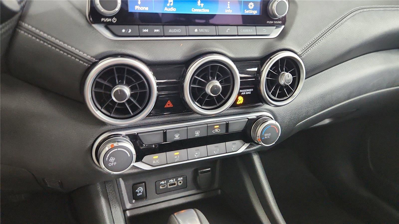 Used 2024 Nissan Sentra SV image 39