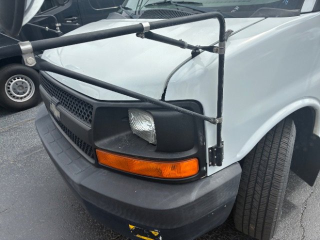 Used 2007 Chevrolet Express 3500 image 6