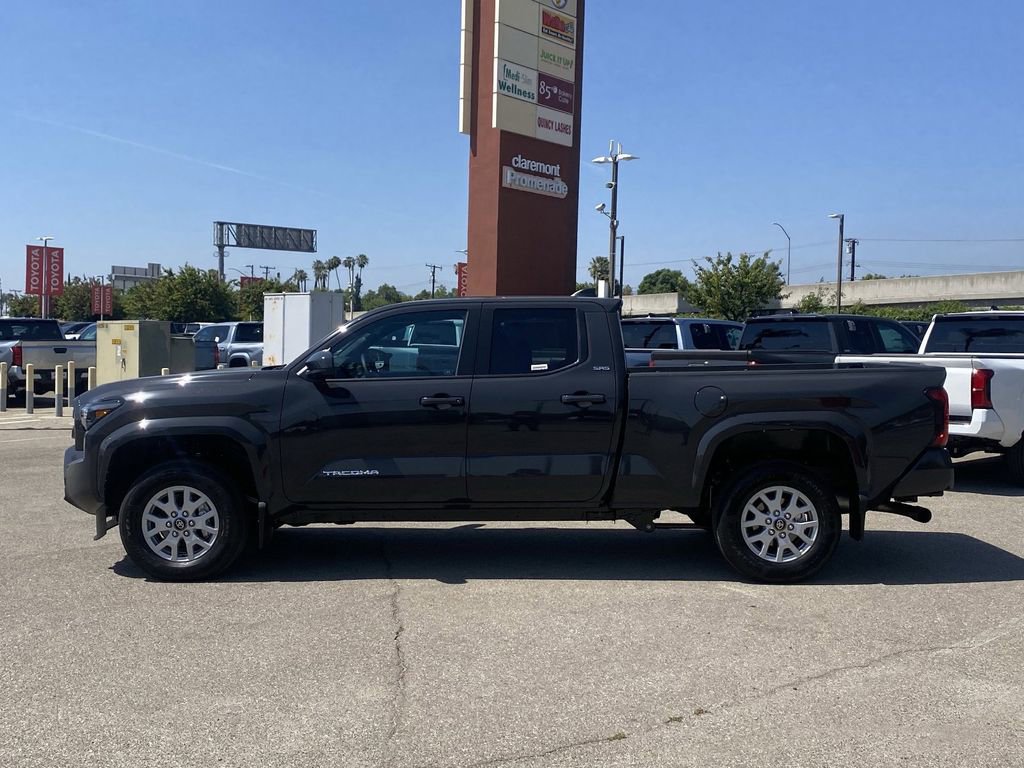 Certified 2026 Toyota Tacoma SR5 AWD/4WD image 41