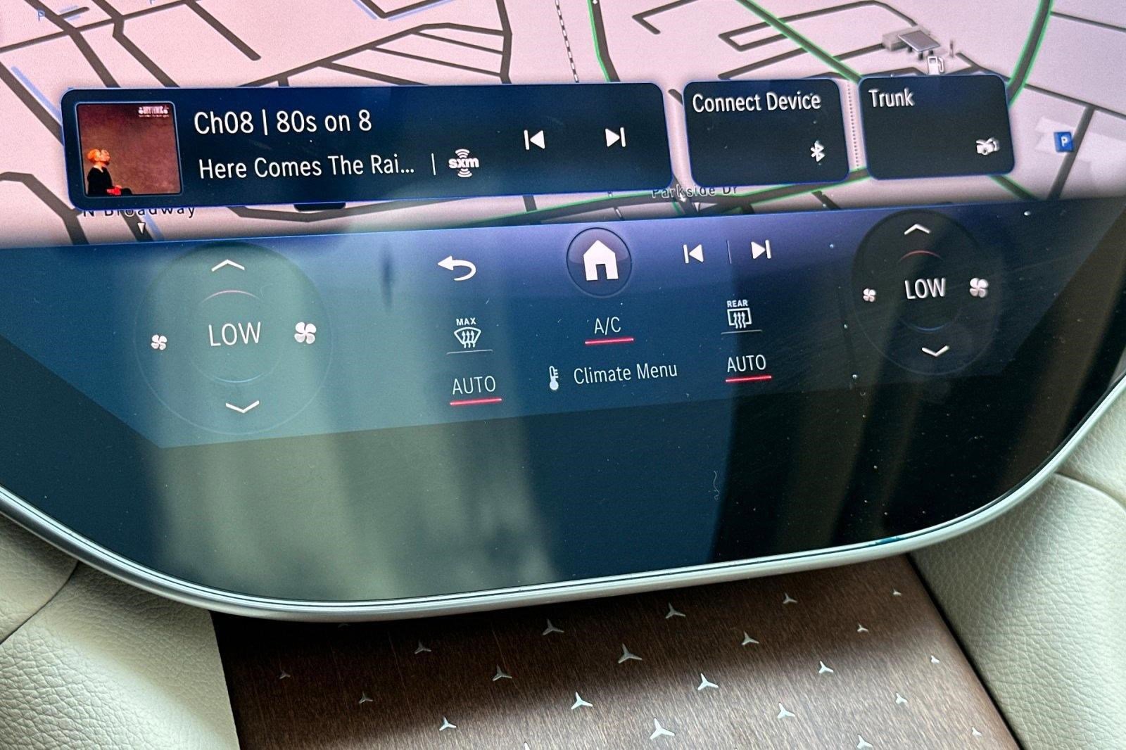 Used 2023 Mercedes-Benz EQS 580 4MATIC SUV image 28